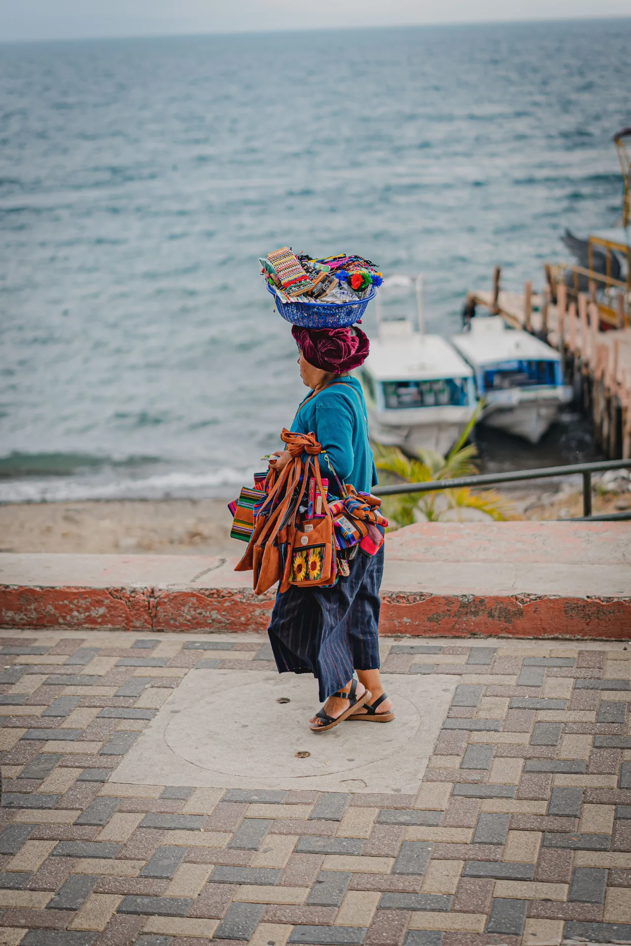 Día 4 — Panajachel - Lago de Atitlán - Antigua Guatemala