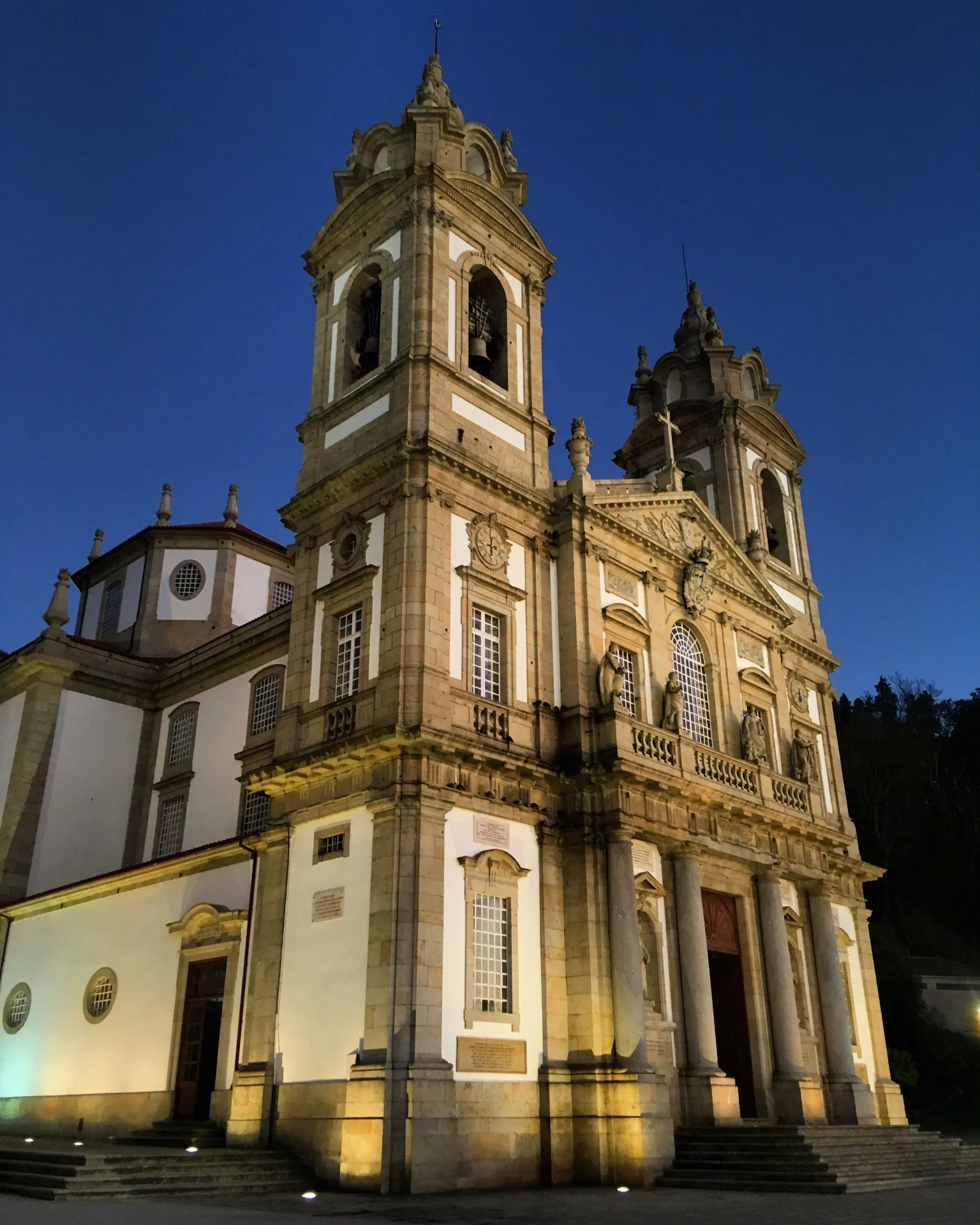 Día 15 — Santiago de Compostela - Lugo - O Cebreiro - León - Madrid