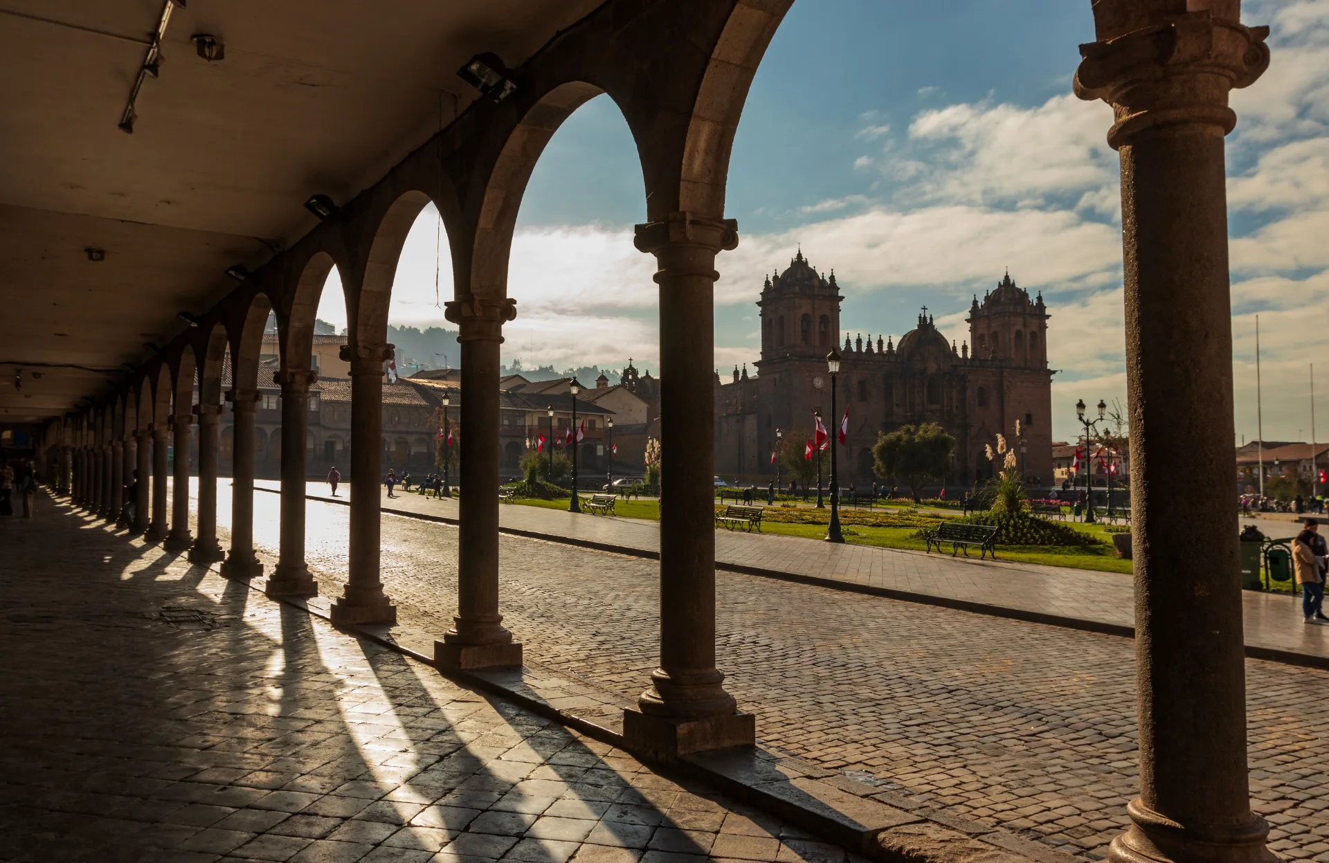 Día 1 —  BOGOTÁ COLOMBIA - CUSCO