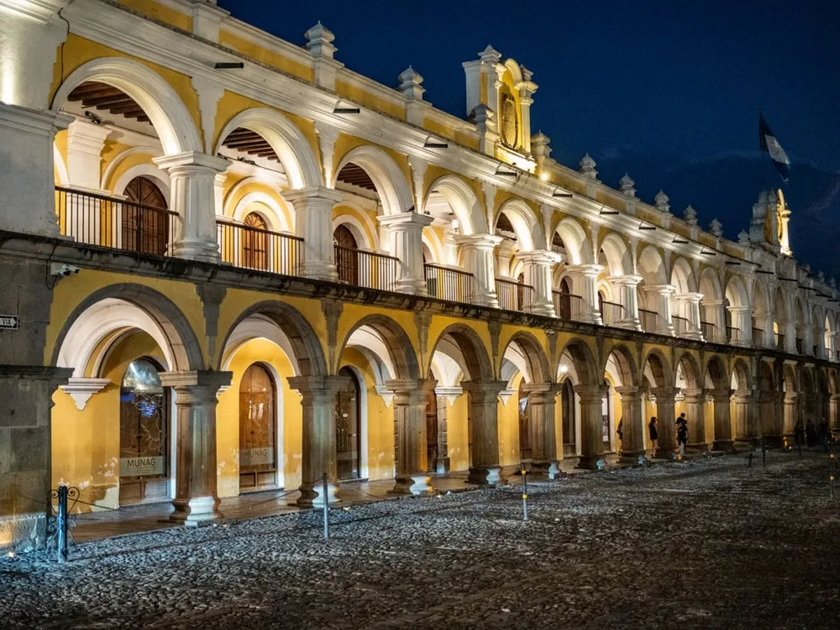 Día 1 — Aeropuerto Antigua Guatemala